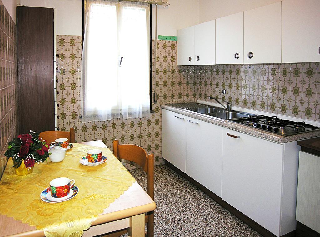 Appartamenti Dora Bibione Exterior photo